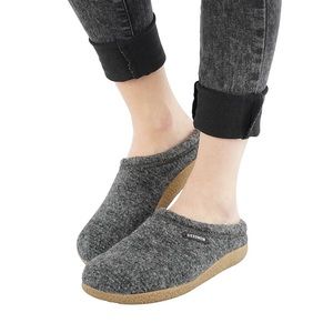 GIESSWEIN | Veitsch 100% Virgin Wool Slipper Clogs in Gray | 9